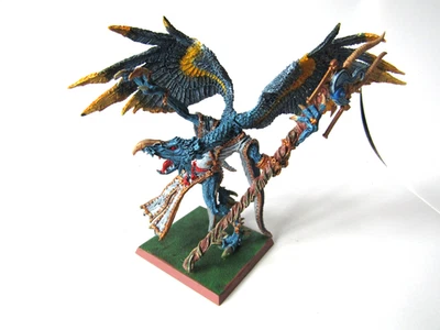 A25 WARHAMMER CHAOS  ARMY - GREATER DAEMON OF TZEENTCH  PAINTED PLASTIC - Image 1 of 4