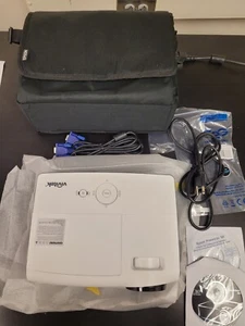Vivitek D554 DLP Projector 3D Ready HDMI includes Cords, Remote, Case, Software - Picture 1 of 11