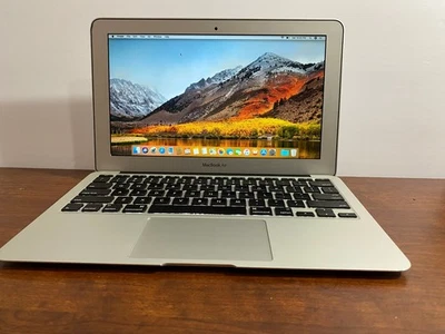 "Laptop Apple 11"" MacBook Air, 8 GB, 250 SSD" Foto 1 de 4