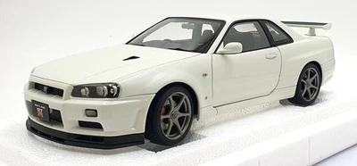 Autoart 1/18 Scale Diecast 77406 - Nissan Skyline GT-R (R34) V-Spec II - White - Image 1 of 4