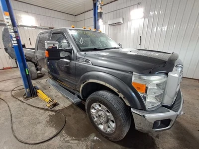 2015 Ford F250SD Passenger Front Fender Gray Used Local Pick Up Only Foto 1 de 4