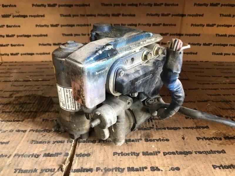Conjunto de bomba de freno antibloqueo ABS Honda Accord Acura Integra 1994-1997 OEM Foto 1 de 2