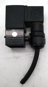 Parker 3WNC ADC 1.6 12 Bar 46-07 Three Way Solenoid Valve - Picture 1 of 5