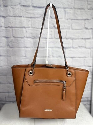 Bolso de Mano CHAPS para Mujer Vegano Cuero Guijarro Mesa Marrón Excelente Foto 1 de 4