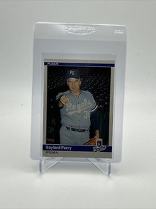 1984 Fleer Gaylord Perry Baseball Card #352 NM-MT FREE SHIPPING