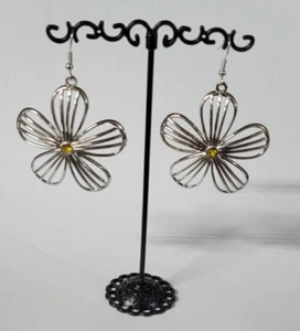 Meadow Musical Yellow Paparazzi Flower Earrings - Picture 1 of 5