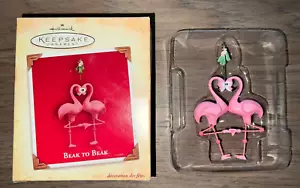 2004 Hallmark Halbtake Weihnachtsschmuck Schnabel zu Schnabel Flamingos - Bild 1 von 1