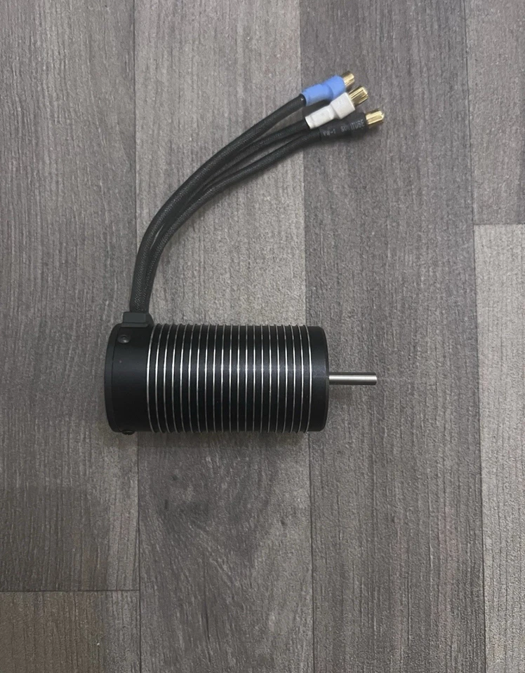 Traxxas Brushless Motor 2000KvTRX3483 SLEDGE, Maxx Slash, RichtigStabil Motor. - Bild 1 von 4