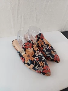 Tilocow Blumenmuster spitz zulaufende flache Pantoletten Slipper Sommerschuhe Damengröße 10 - Bild 1 von 5