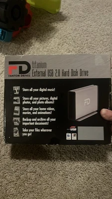 2A Fantom Titanium External USB 2.0 Hard Drive Mac/PC No Cables - Image 1 of 3