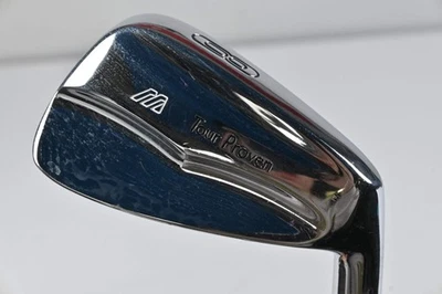 Mizuno TP-9 #8 Iron / Regular Flex Dynamic Gold R400 Shaft - Image 1 of 4