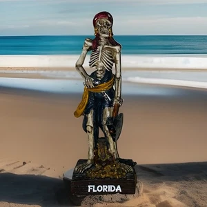 Vintage Florida Pirate Skeleton Decor With Treasure Holding Axe 7 Inch NEW - Picture 1 of 4