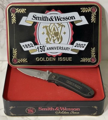 Navaja de Bolsillo Plegable Smith & Wesson 150 Aniversario Edición Dorada con Lata Foto 1 de 4