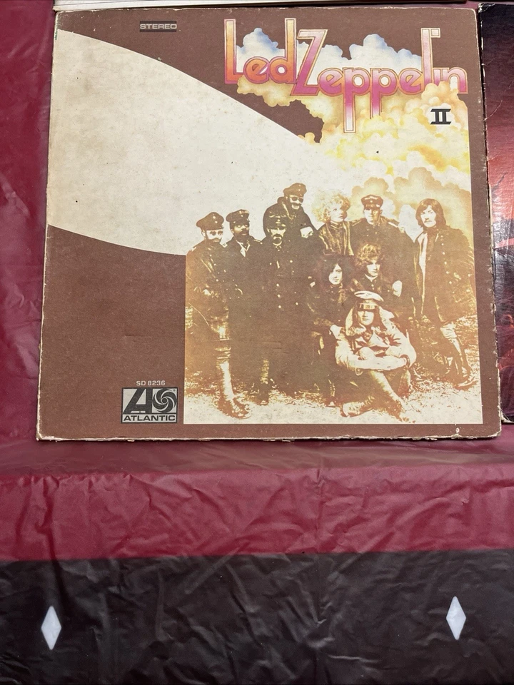 LED Zeppelin II Vinyl LP Record Album, Atlantic 1969 (RL) - Image 1 of 1