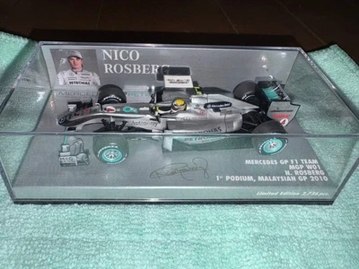 MINICHAMPS 1/43 Mercedes GP Petronas W01 Nico Rosberg 2010 Malesia GP Podio - Immagine 1 di 3