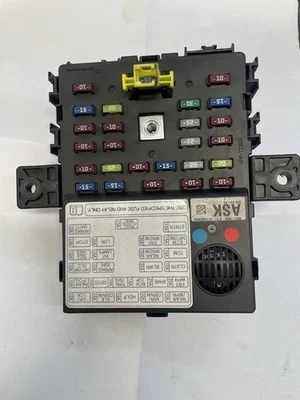 CENTRALINA PORTAFUSIBILI CHEVROLET SPARK 1.0 BENZINA2009 IN POI (9502-0899A) - Immagine 1 di 4