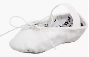 Capezio 205  Daisy  Ballet Shoe in White (Girls/Ladies) FREE SHIPPING - Picture 1 of 3
