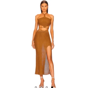 Maxi Falda Revolve Sylvan en Arena Oscura Michael Costello NUEVA CON ETIQUETAS - Imagen 1 de 10