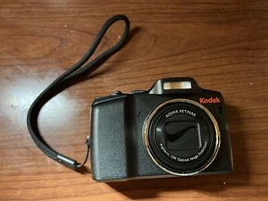 Kodak Retinar EasyShare Z915 10MP Digital Camera - Untested/As Is - Picture 1 of 4