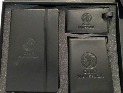 Club Maverick leather gift set: Notebook, luggage tag, travel wallet Cover