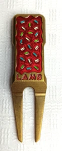 Tyson Lamb Crafted Eclair Red with Multicolored Sprinkles Golf Ball Divot Tool - Picture 1 of 4