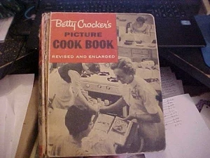 BETTY CROCKER'S PICTURE COOK BOOK (1956) REVISED AND ENLARGED #85424 - Foto 1 di 4