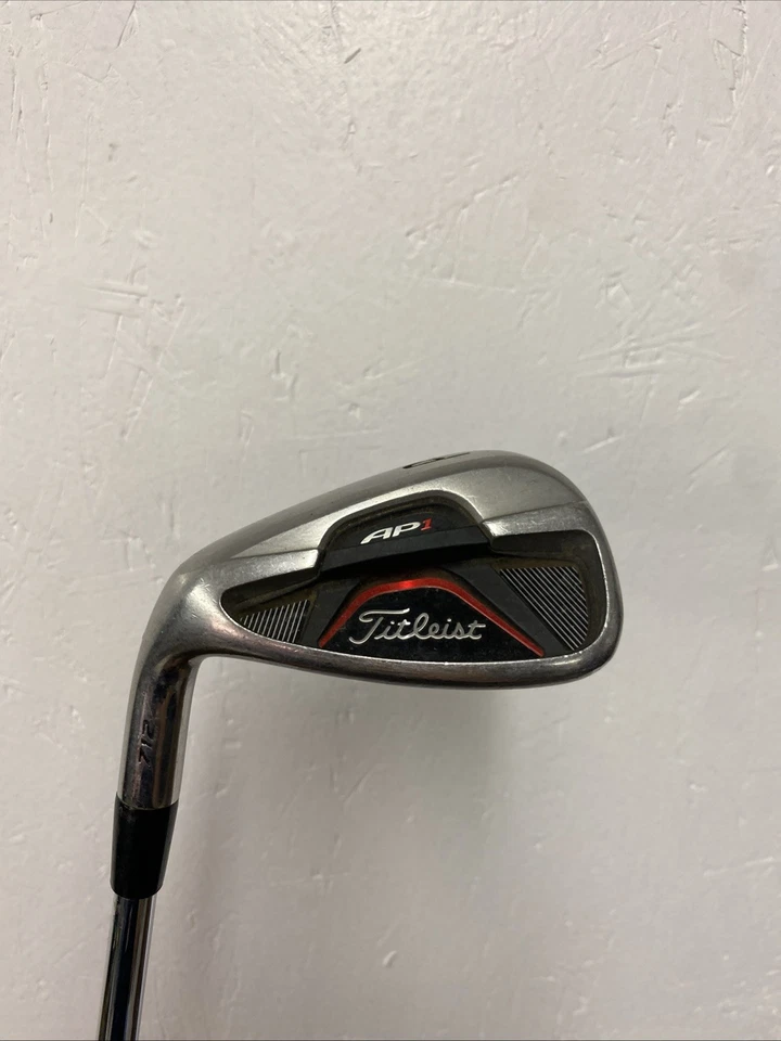 Titleist AP1 712 Pitching Wedge PW Dynalite Gold R300 Steel Left LH Left 36" - Image 1 of 4