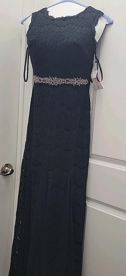 Betsy & Adam Formal Lace Dress. Navy Blue Long Sleeveless. Size 6 Petite. NWT - Image 1 of 4