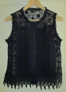 Roman Navy Embroidered & Lace Sleeveless Button Up Blouse Top 14 - Picture 1 of 4