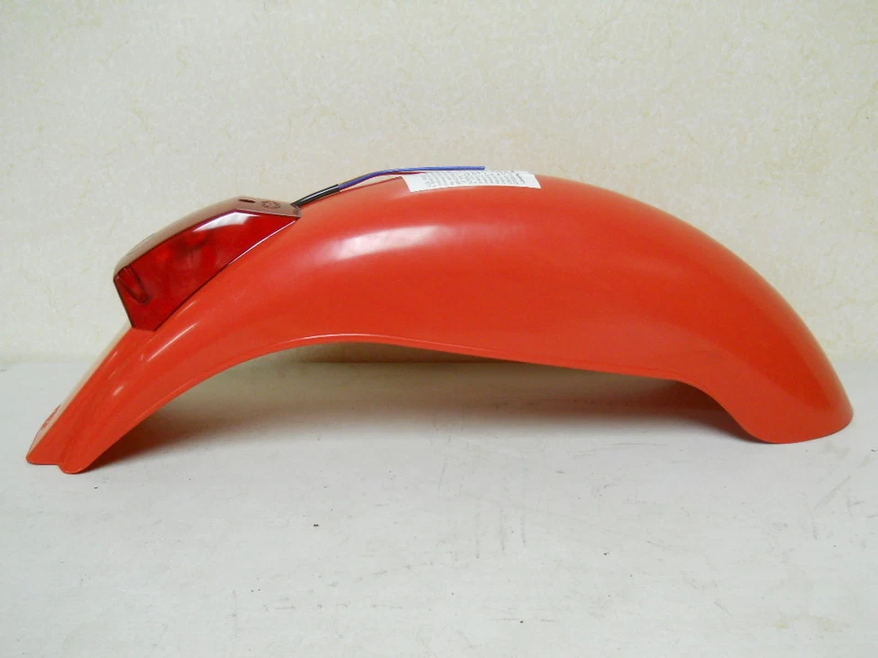 Preston Petty NOS I.T. Guardabarros trasero rojo. No es una copia; es lo real Foto 1 de 1