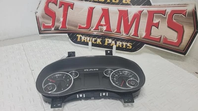 2022 Ram 2500 3500 Speedometer 6.7L diesel, MPH 120, 3.5" Display, P68525502AB Foto 1 de 4
