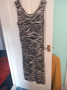 Ladies Maxi Summer Dress Size 18 - Picture 1 of 11