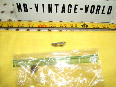 Original Fiat 76-83 124 Spider Puerta Combustible Trasera Metal Cromo Pequeño OEM 1 Manija Foto 1 de 4