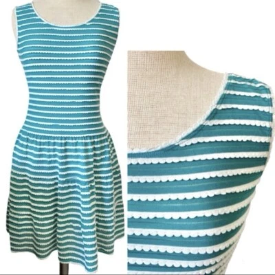 M.S.S.P. Vestido vieira XS verde azulado azul aguamarina blanco calce y acampanado sin mangas Max Studio Foto 1 de 4