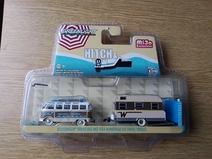 Greenlight Hitch & Tow Volkswagen T1 Bus & Winnebago Scale 1:64 - Picture 1 of 5