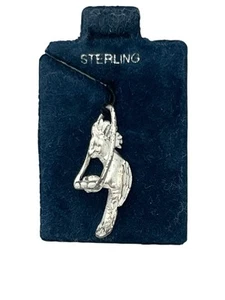 Kakadu Vogel Papagei auf Sitzstange Sterling Silber Anhänger für Halskette Charm Vintage - Bild 1 von 14