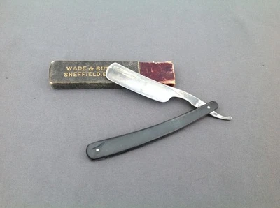 Navaja recta de tierra hueca Wade & Butcher, hoja grabada cara 6/8 Foto 1 de 4