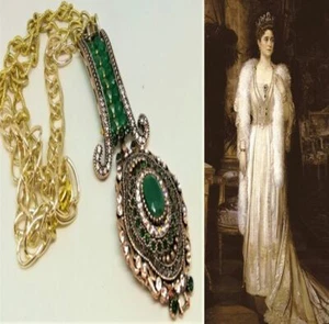 SCONTO 10gg:COLLANA ROMANOV FINE'800 PENDENTE cm12 GIADA,BRILLANTI,ARGENTO/ORO - Foto 1 di 9