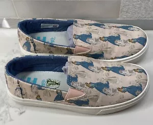 TOMS Canvas Shoes Pink Sleeping Beauty Disney x Princess Printed Youth 4 - Picture 1 of 3