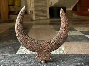 Objeto de mezquita islámico antiguo de madera tallado a mano en forma de media luna estándar. - Imagen 1 de 12