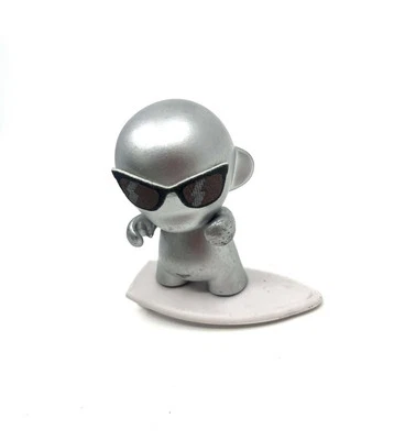 Figura Kidrobot Marvel Micro Munny Hágalo Usted Mismo Serie 2 - Silver Surfer Foto 1 de 2