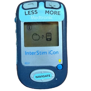 Programador de pacientes Medtronic InterStim iCon 3037, con etiquetas - Enciende - Imagen 1 de 8