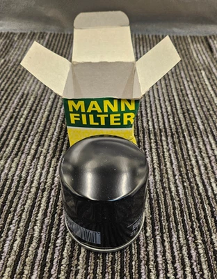 Filtro de aceite de motor giratorio Mann-Filter W 712 para Ford Capri 1974-1985 Foto 1 de 4