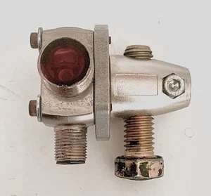 Banner Q3XTBLD-Q8 91638 Sensore di contrasto laser con kit staffe 91547 SMBQ4XFAM12 - Foto 1 di 15