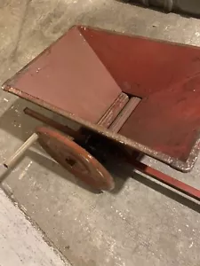 torchio per uva usato poche volte - Foto 1 di 7