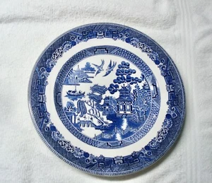 Johnson Brothers 1883 Blue Willow Dessert Plate 7-3/4 inches - Picture 1 of 2