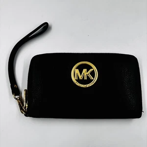 Michael Kors Wristlet Wallet Black Pebbled Leather Zip Around MK Logo Card ID - Picture 1 of 10