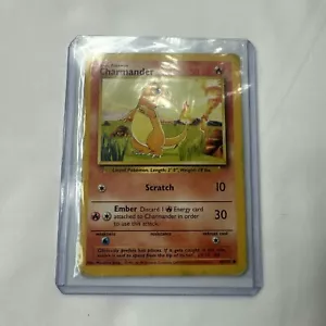 Juego base Charmander 046/102 (sin sombras) regular - Imagen 1 de 9
