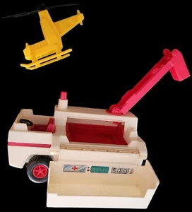 Raro Vintage 1975 Fisher-Price Adventure People Rescue Truck #303 Elicottero - Foto 1 di 16