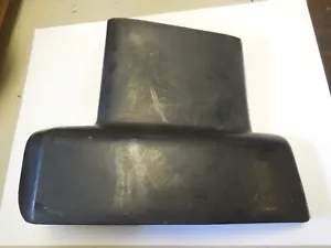 Nuevo de lote antiguo 1980-1983 Ford Fairmont 1980-1983 deflector de piedra parachoques trasero LH E0BZ-17C838-A - Imagen 1 de 3